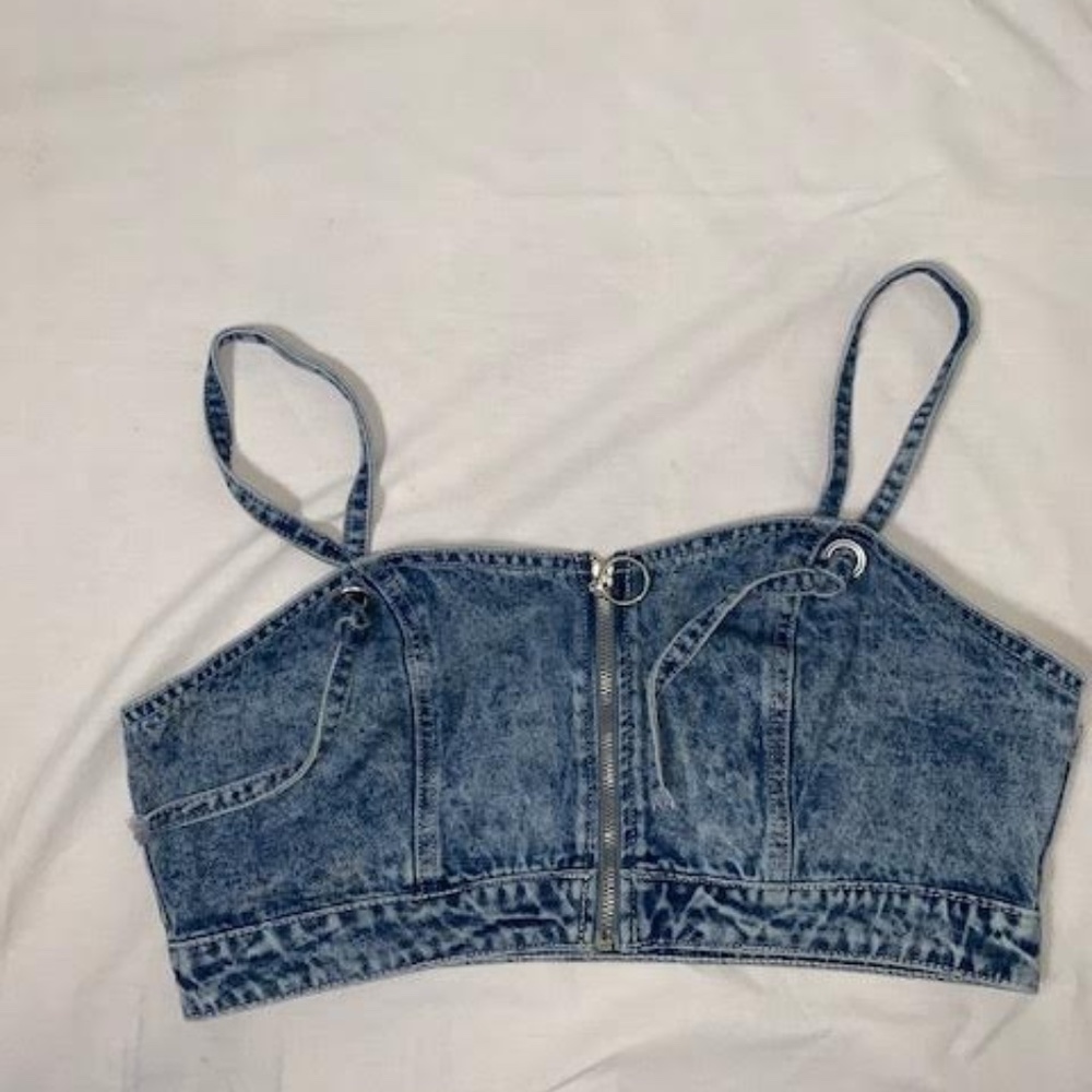Forever 21 cute denim cropped bustier/ Size Large